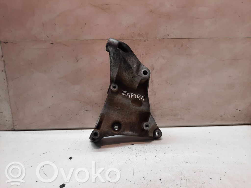 Opel Zafira A Engine mounting bracket 