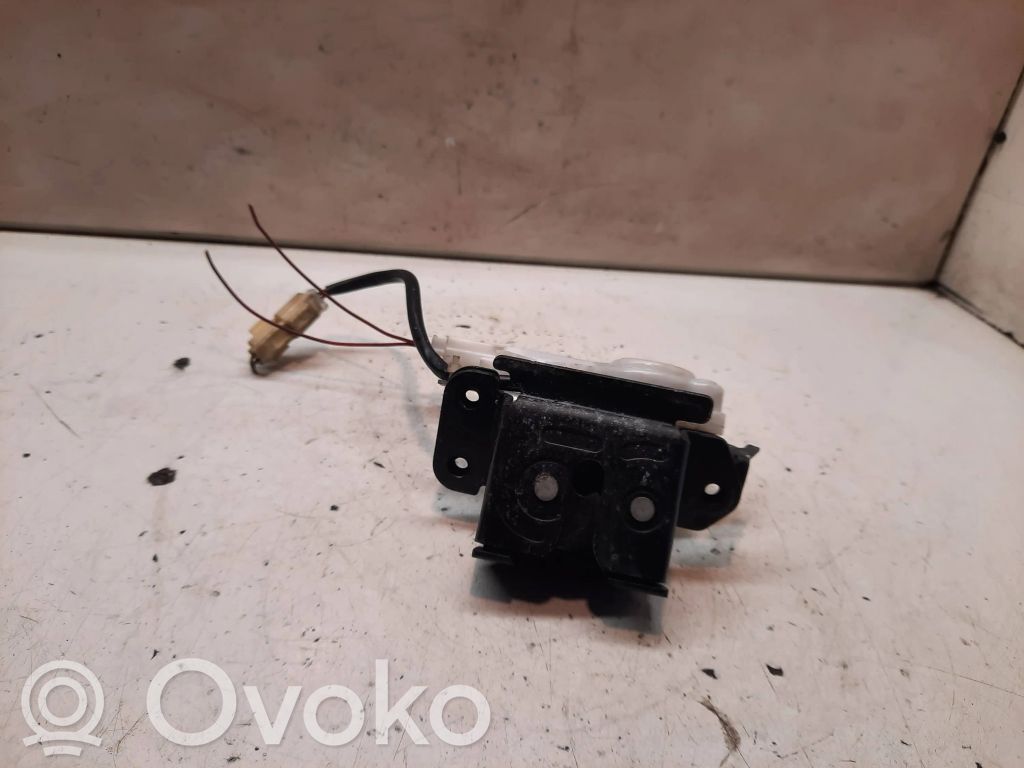 Tailgate/trunk/boot lock/catch/latch