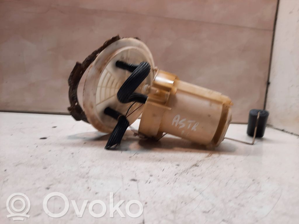 Opel Astra H Fuel level sensor 