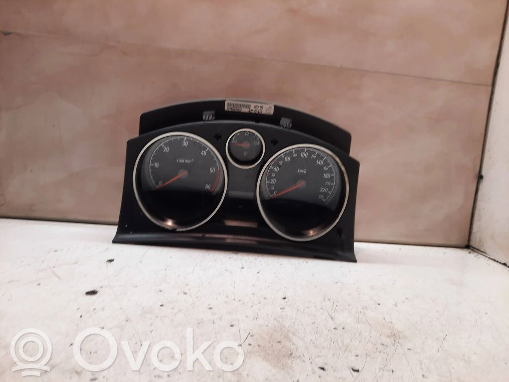 Opel Astra H Speedometer (instrument cluster) 