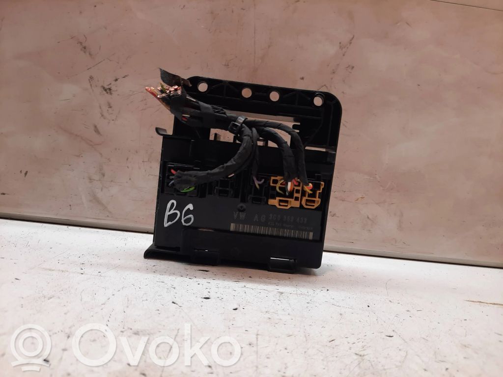 Mukavuusmoduuli   3C0959433,S0434H038,S04347H038