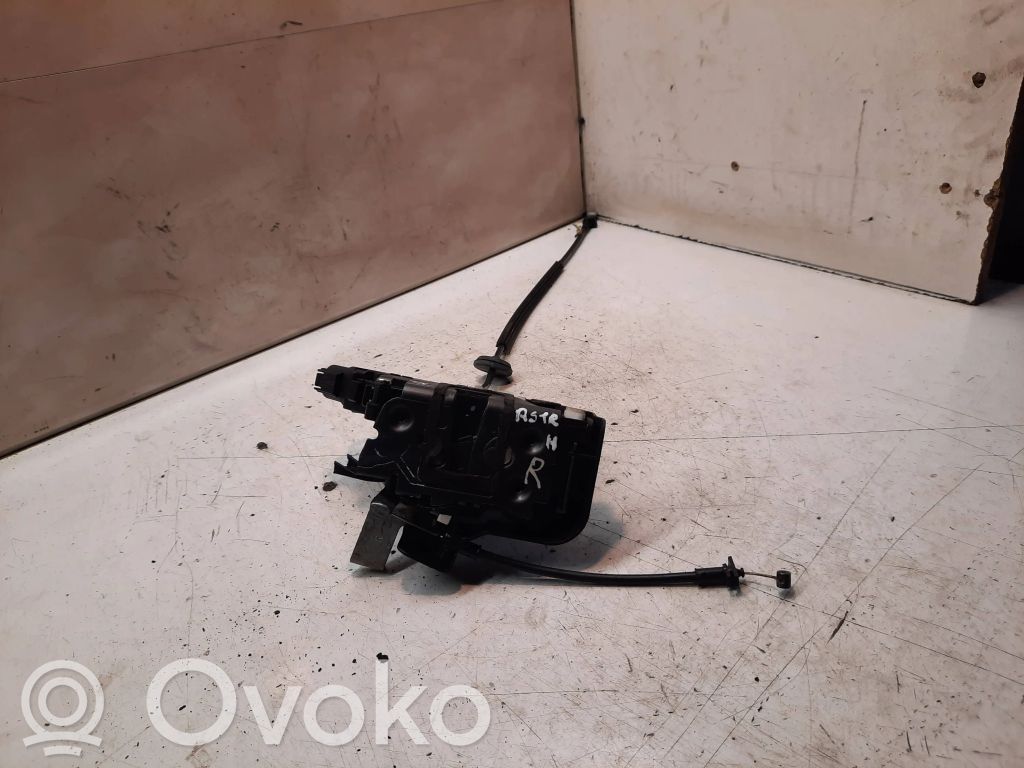 Ford Focus Aizmugurē slēdzene 