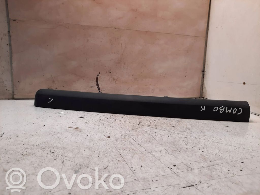 Opel Combo C Galinio dangčio numerio apšvietimo juosta 