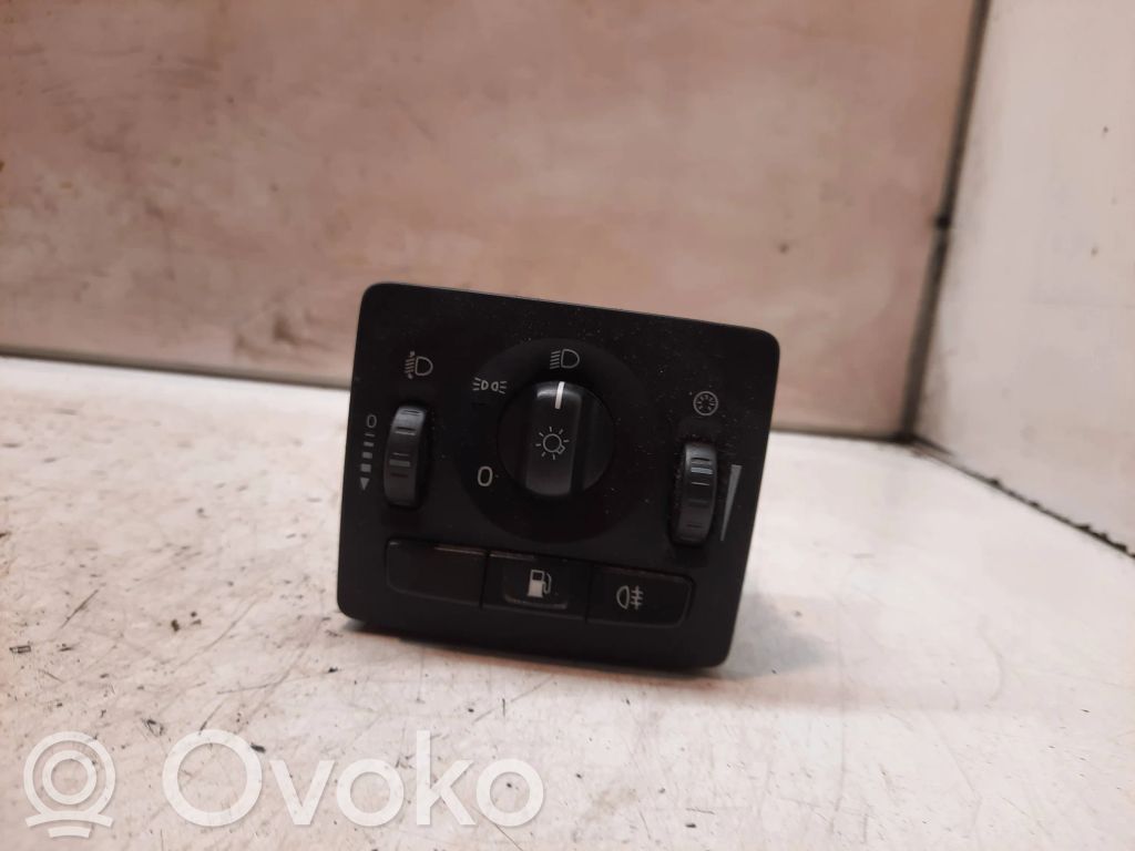 Light switch   30669734,19206,04W44T