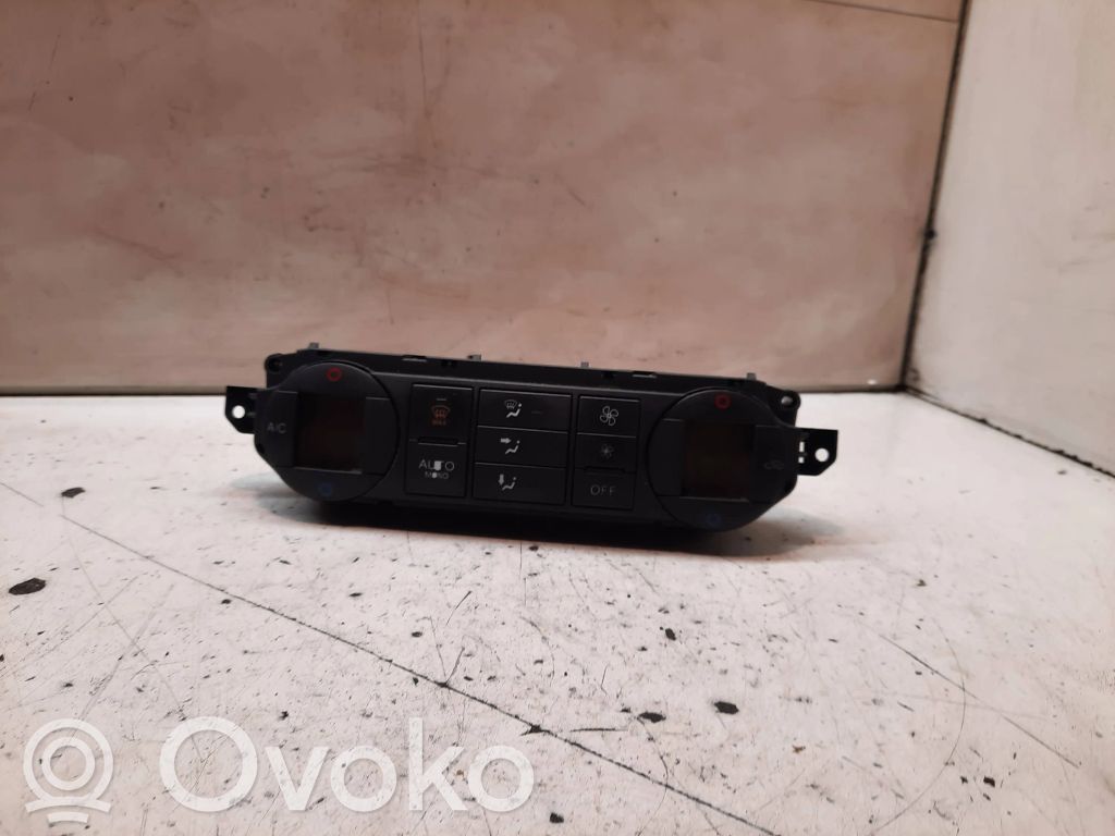 Ford Focus C-MAX Climate control unit 
