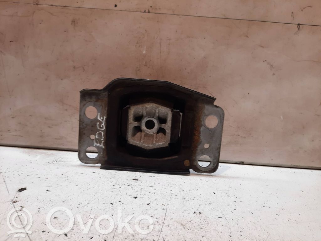 Ford Edge II Engine mount bracket 