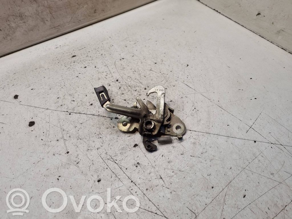 Peugeot 207 Spyna variklio dangčio 
