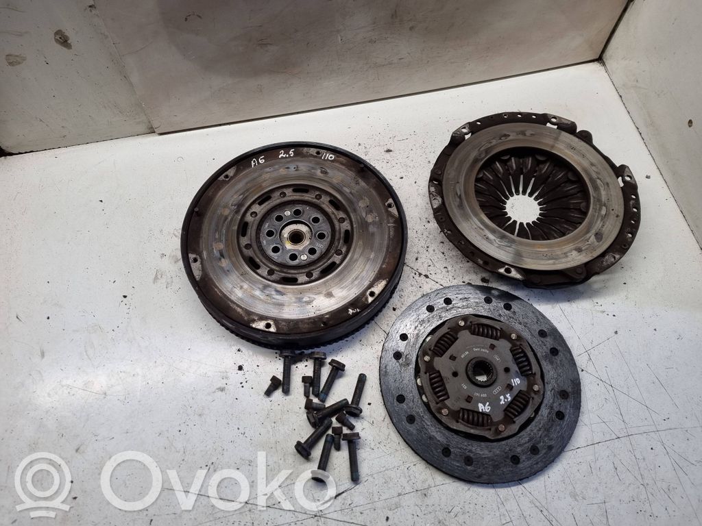 Audi A6 S6 C5 4B Sajūga komplekts 