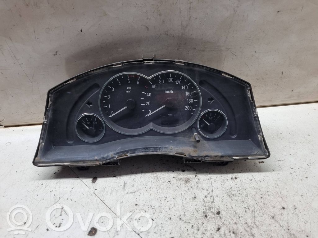 Opel Meriva A Speedometer (instrument cluster) 