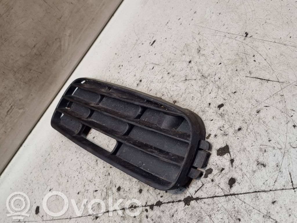 Audi 80 90 S2 B4 Front bumper lower grill 