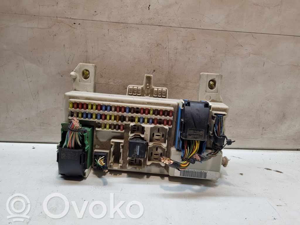 Ford Focus C-MAX Fuse module 