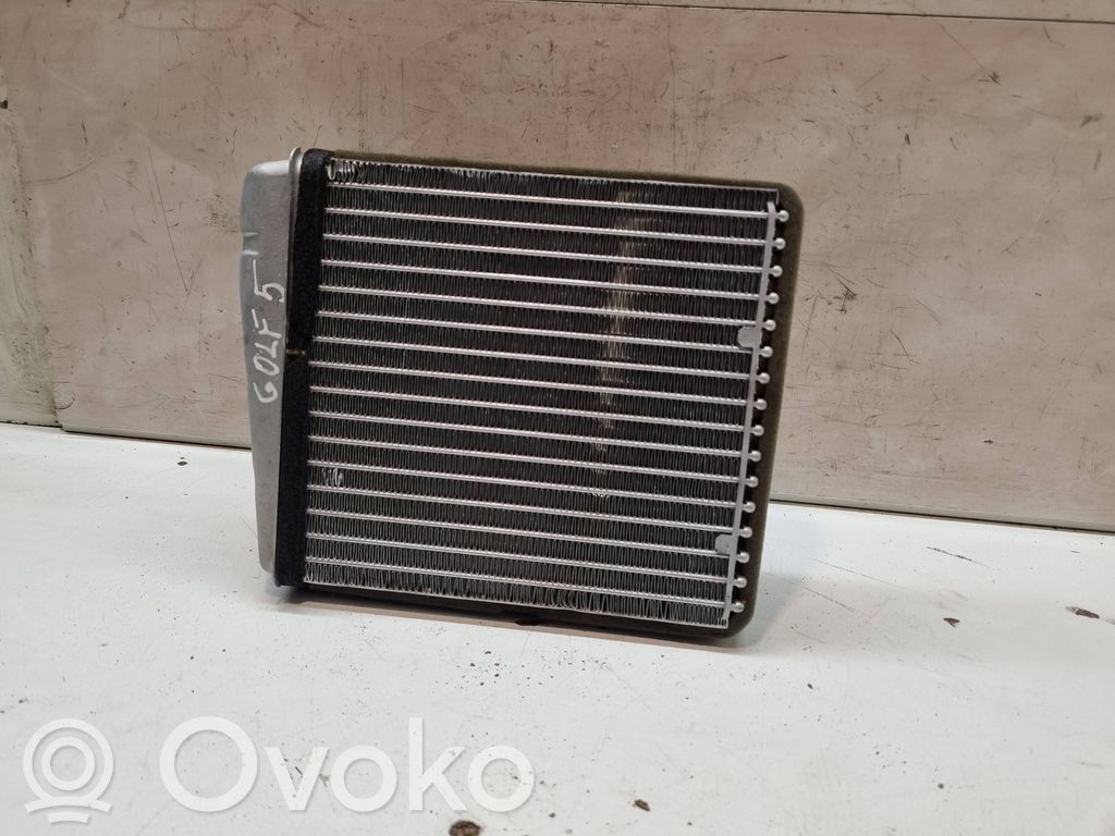 Volkswagen Golf V Lämmityslaitteen kenno 