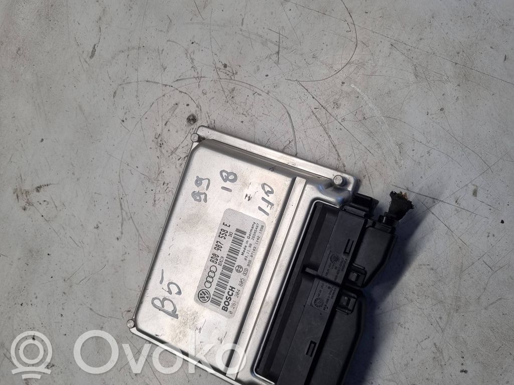 Engine control unit/module   8D0907558E,26SA5407,0261204805