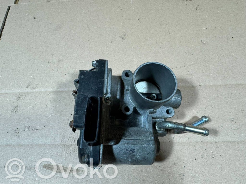 Mitsubishi Colt Throttle body valve 