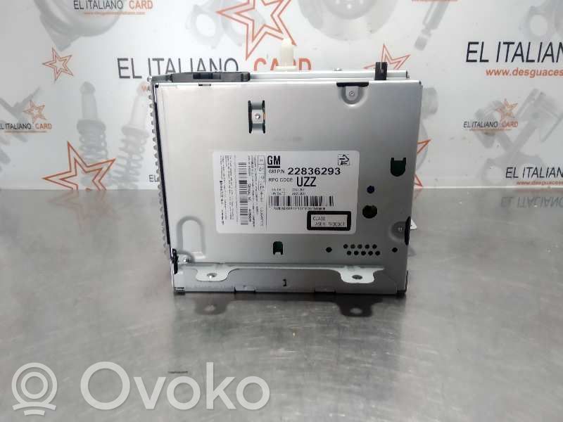Opel Astra H Sound HiFi control unit module 