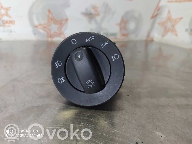 Panel lighting control switch   3R0941531A,6864