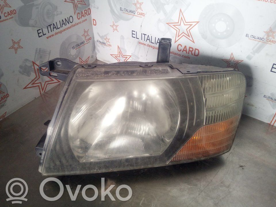 Mitsubishi Montero Передняя фара 