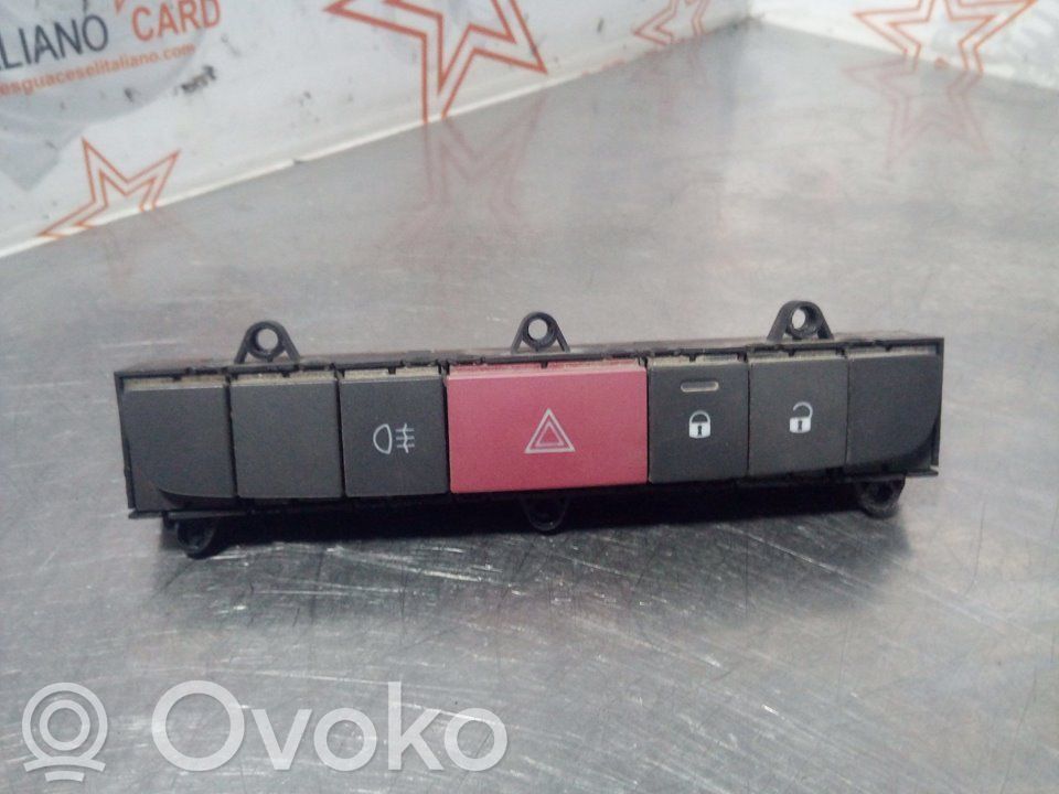 Peugeot Boxer Hazard light switch 