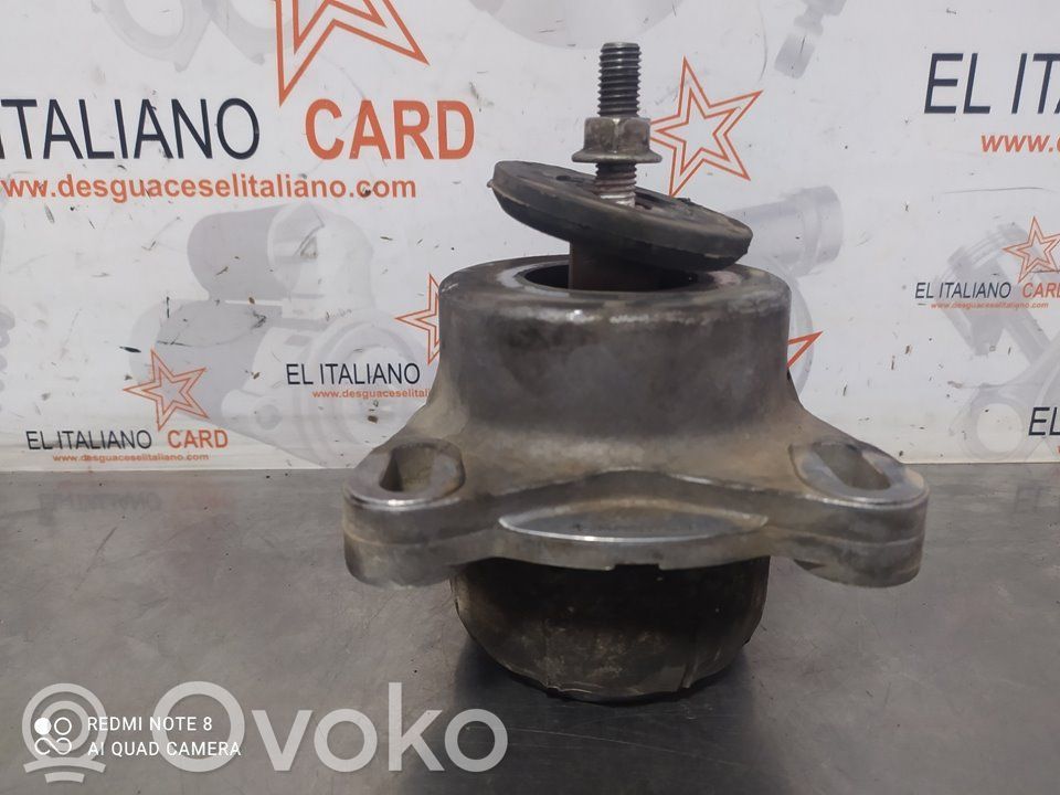 Variklio pagalvė   4C116A002AE,8404