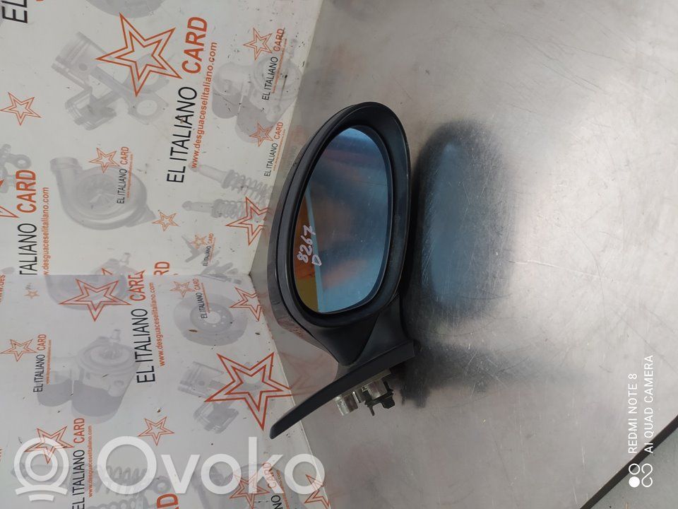 Front door electric wing mirror   8267