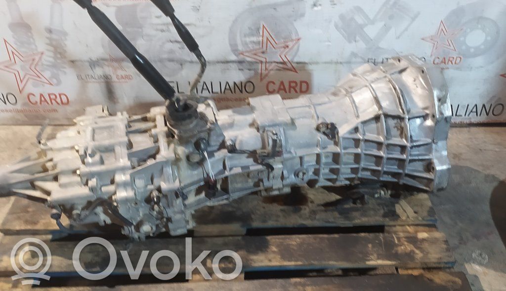 Nissan PickUp Manual 5 speed gearbox 
