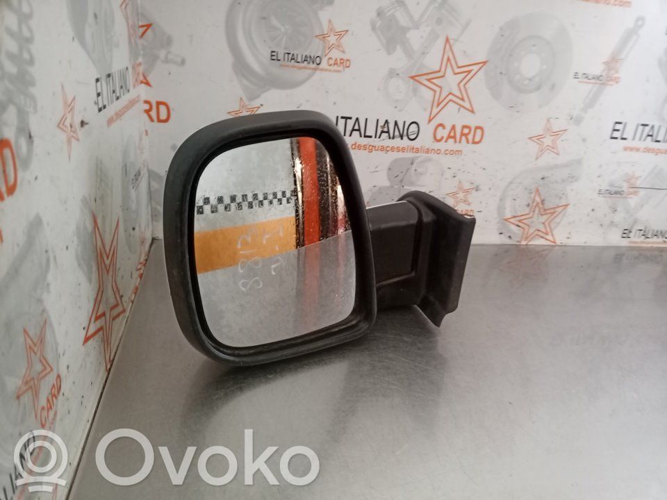 Espejo lateral eléctrico de la puerta delantera   8813