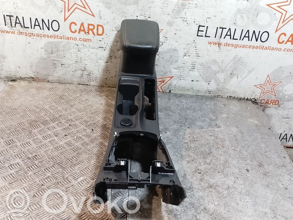 Armrest   39017463