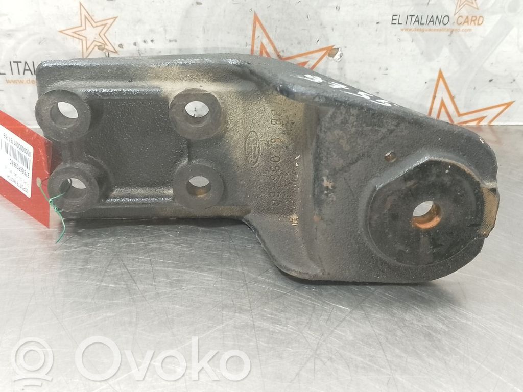 Ford Cougar Engine mount bracket 