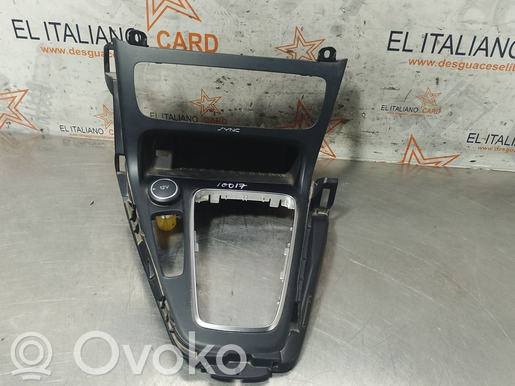 Centrālā konsole   F1EBA044H83