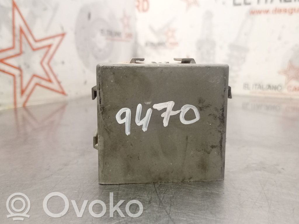 Nissan Terrano Xenon-valojen ohjainlaite/moduuli 