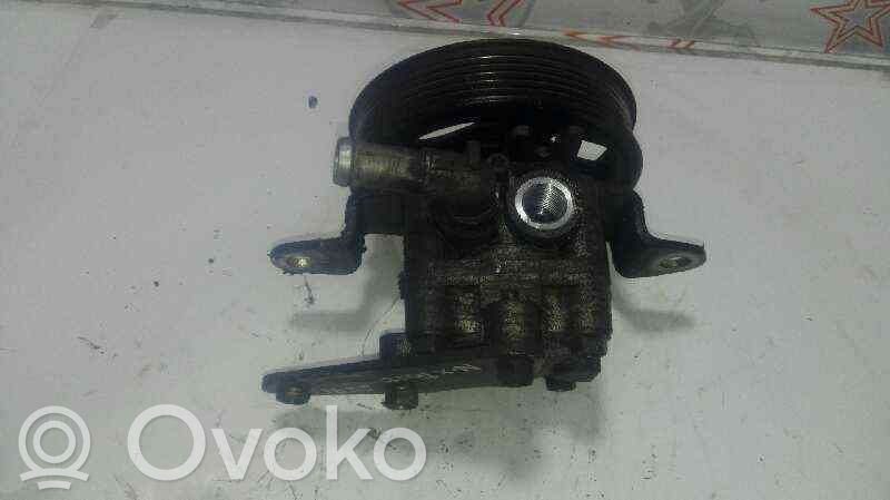 Nissan X-Trail T30 Power steering pump 