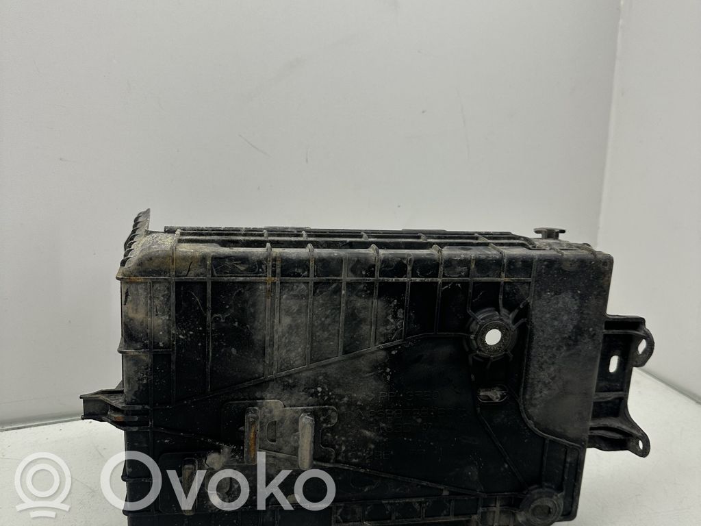 Citroen DS3 Battery tray 