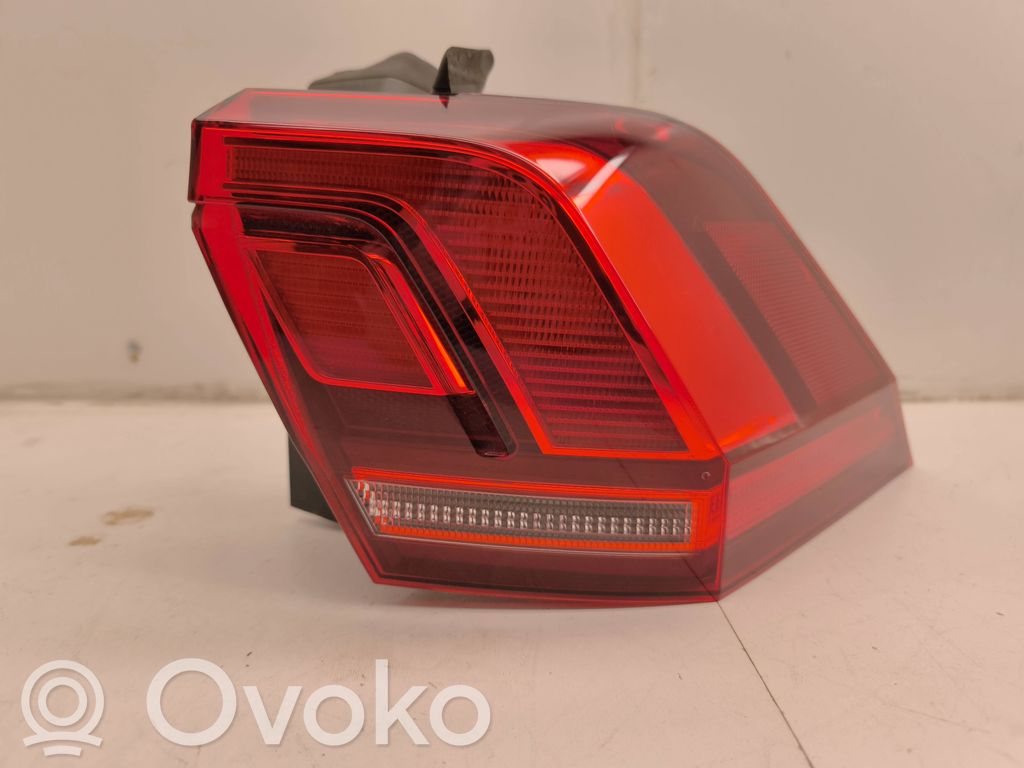 Volkswagen Tiguan Lampa tylna 