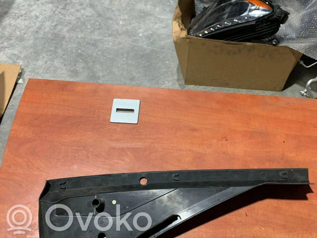Audi Q8 Headlight part 