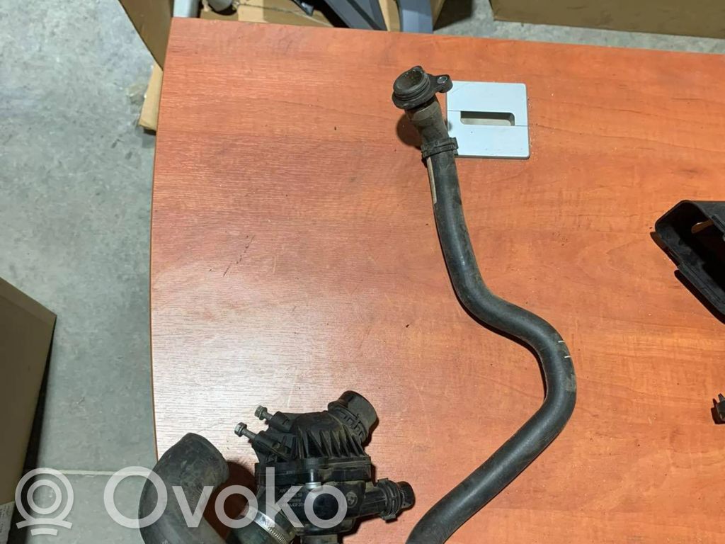 Termostaatin kotelo   7536655,10106810