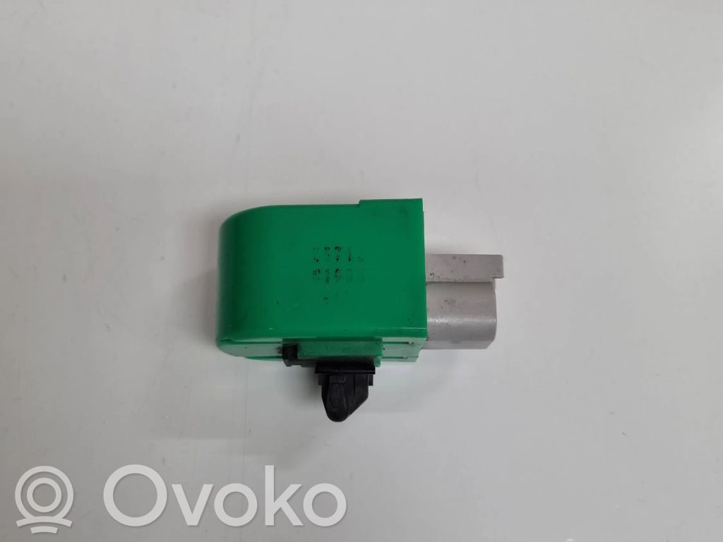 KIA Sorento Airbag deployment crash/impact sensor 