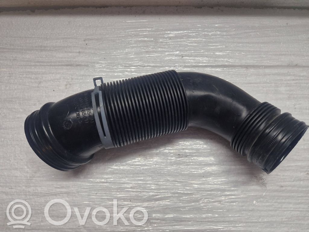 Volkswagen Golf VII Część rury dolotu powietrza 