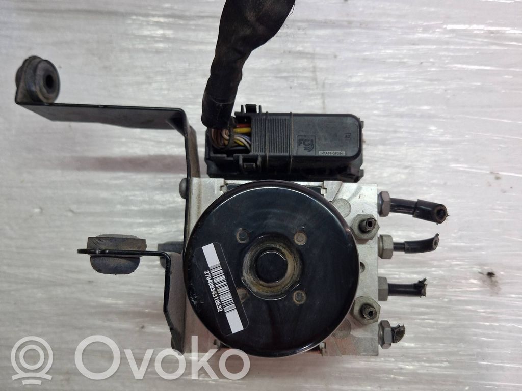Volvo V40 Блок ABS 