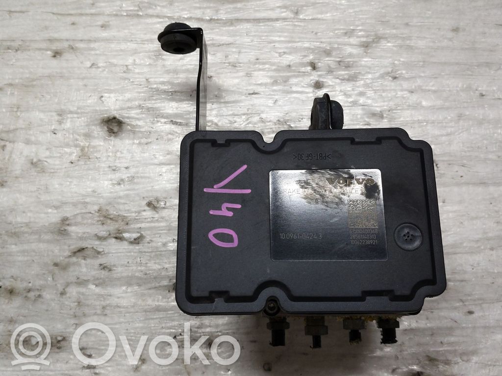 Volvo V40 ABS Pump 