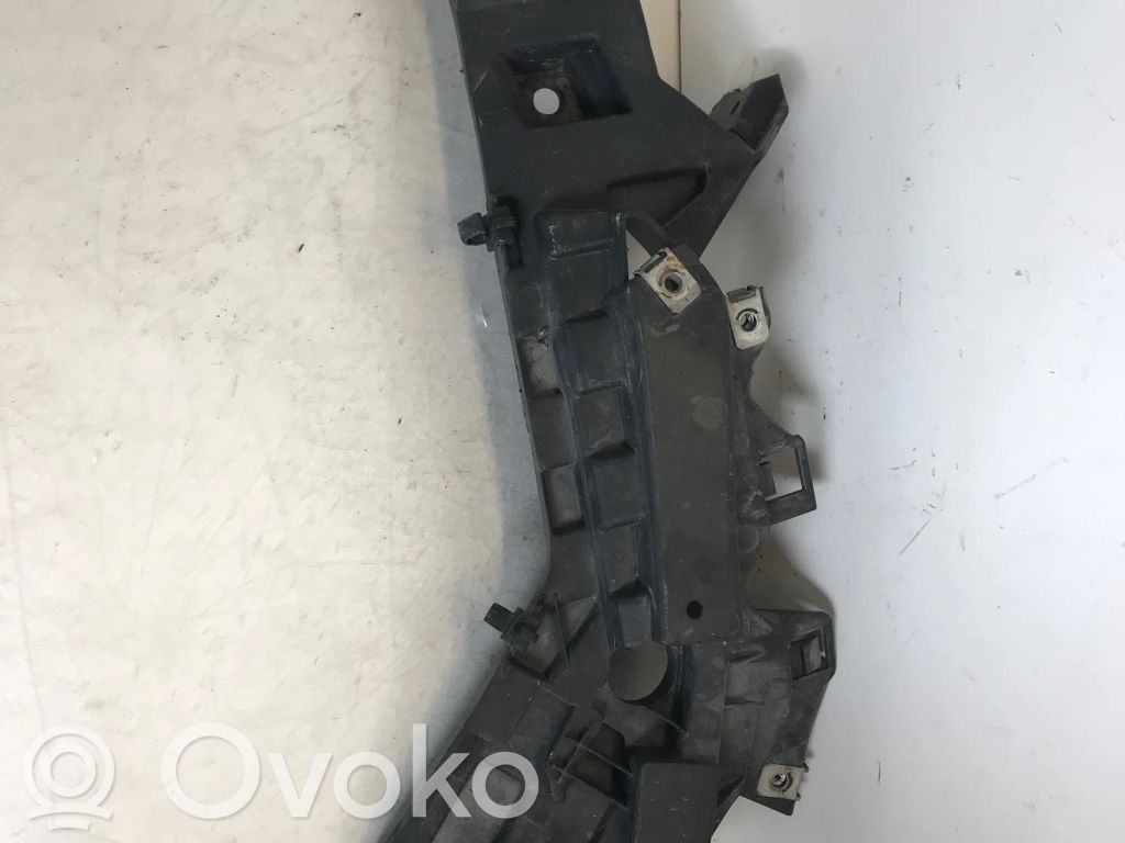 Fiat Ducato Uchwyt / Mocowanie błotnika przedniego 