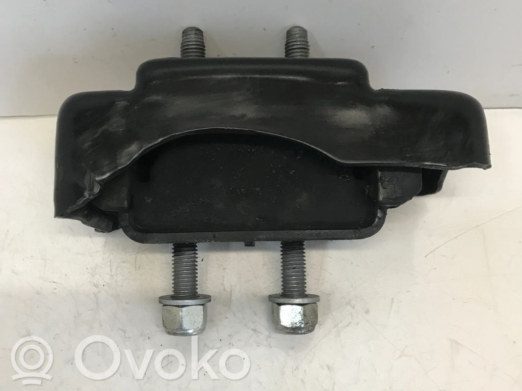 Iveco Daily 6th gen Engine mount bracket 