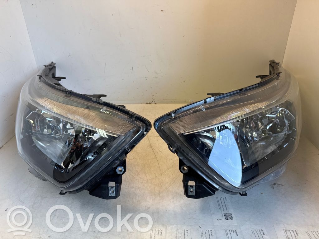 Iveco Daily 6th gen Phare frontale 