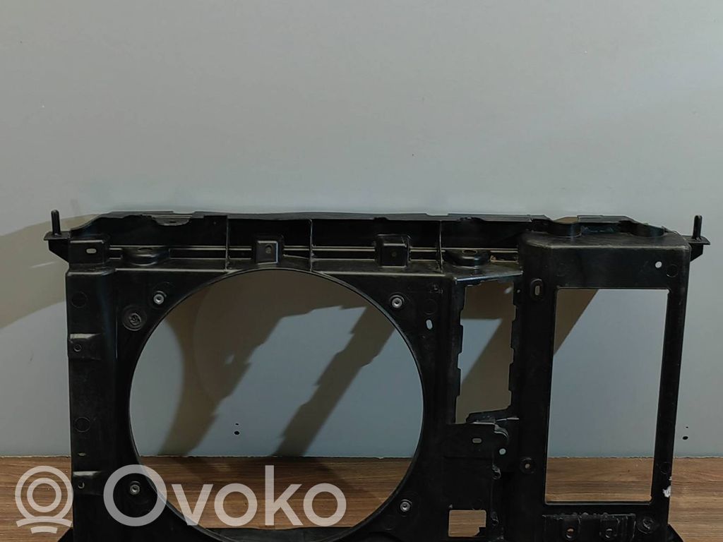Peugeot 5008 Radiatorių panelė 