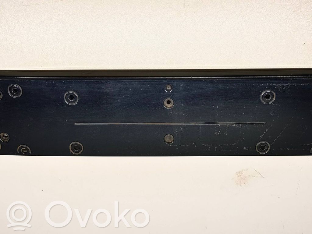BMW 5 E60 E61 Numerio laikiklis 