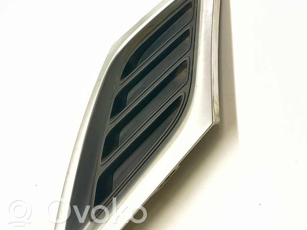 Saab 9-3 Ver2 Etusäleikkö 