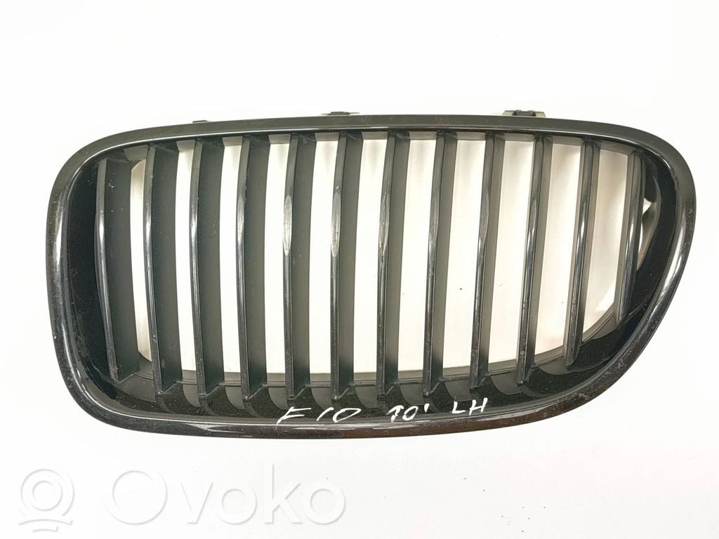 BMW 5 F10 F11 Front bumper upper radiator grill 