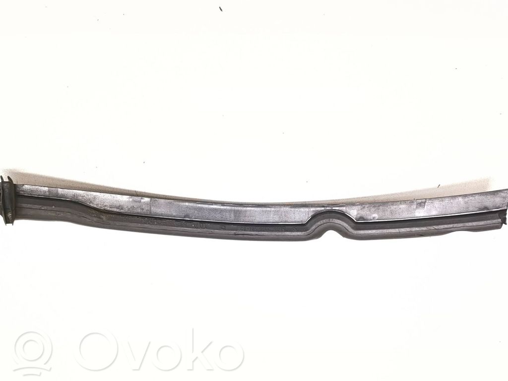 BMW 5 E60 E61 Engine compartment rubber 