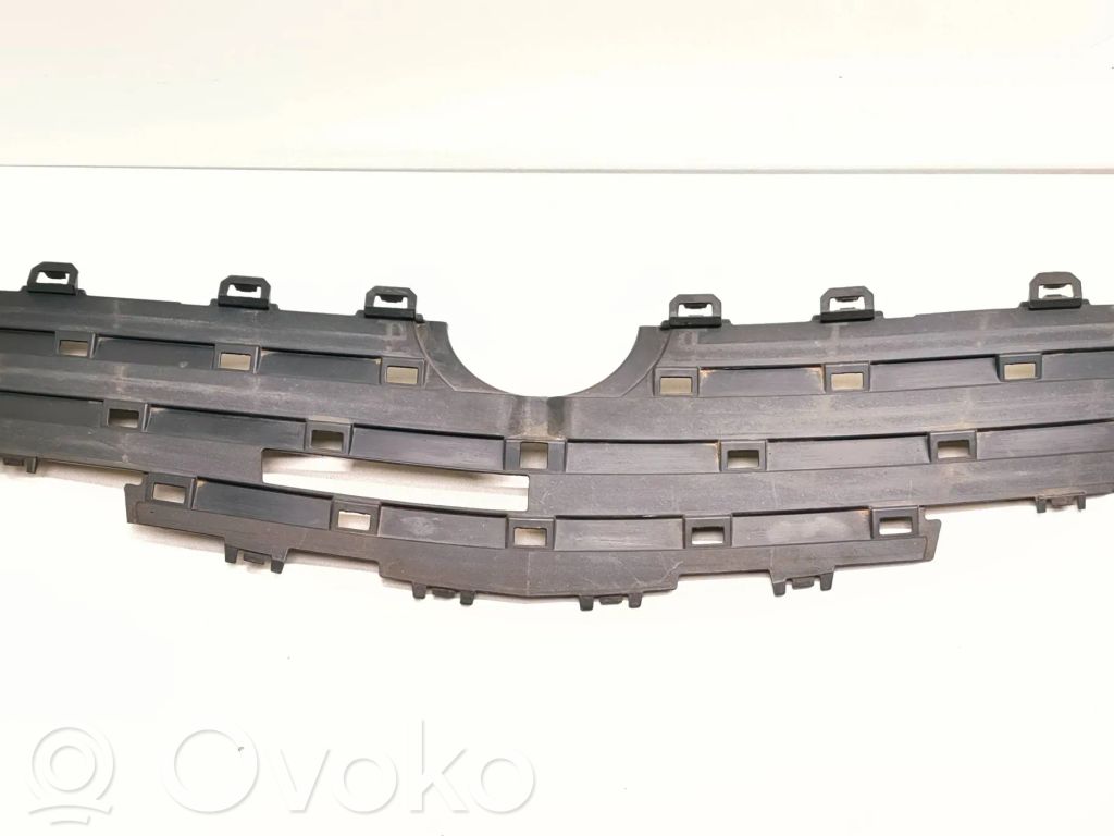 Opel Insignia A Grille calandre supérieure de pare-chocs avant 