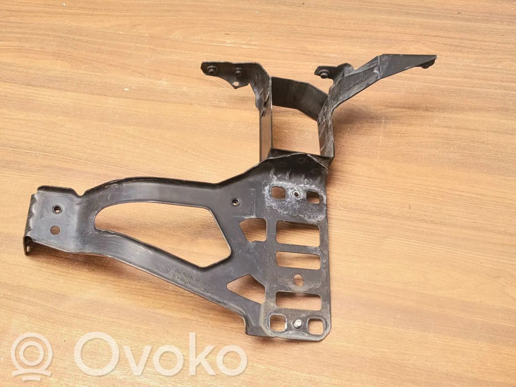 Radiator support slam panel bracket   51647163484,51647033732
