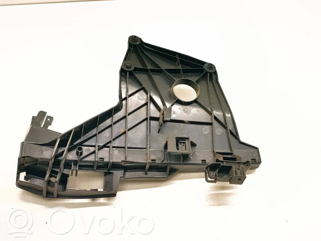 Volvo V70 Front door exterior handle/bracket 